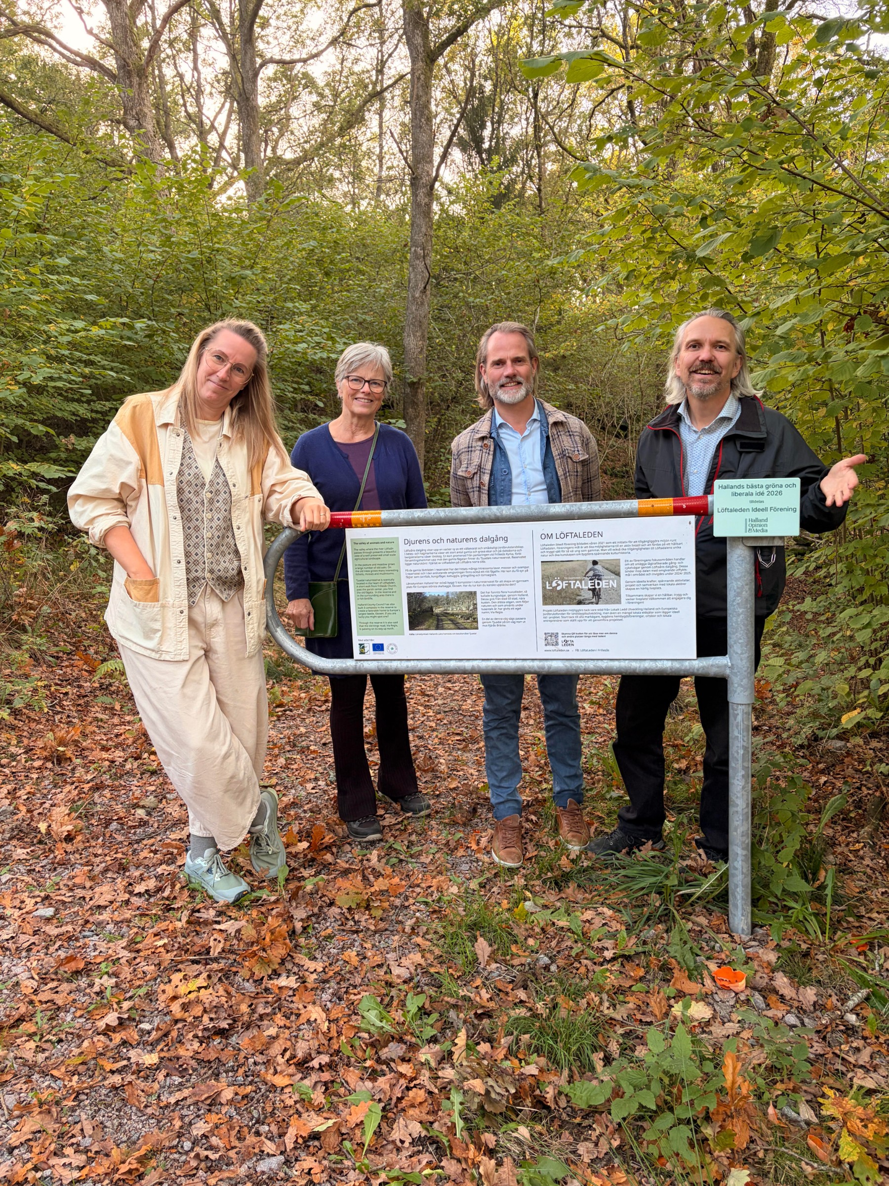 Pristagarna tillsammans med represntanter för Halland Opinion och Media